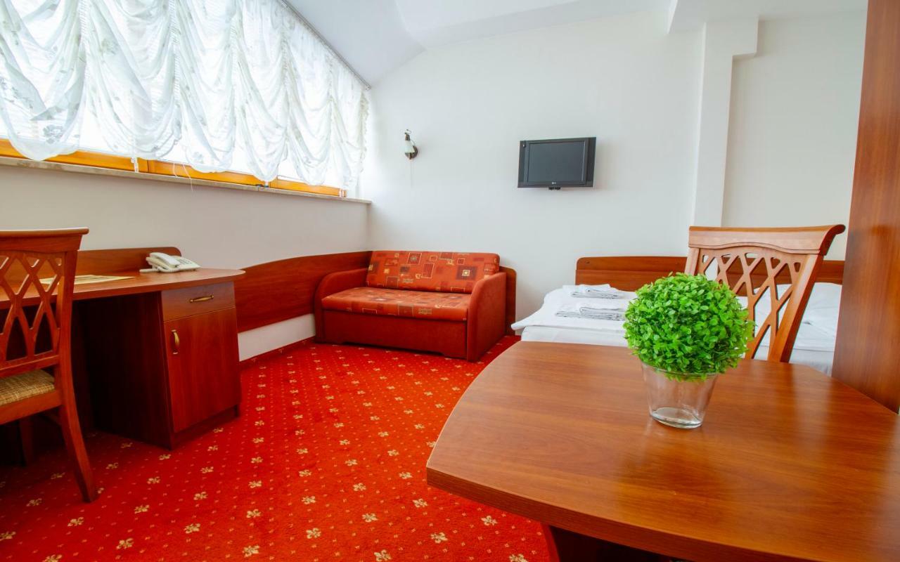 Hotel Stary Mlyn Kozieglowy  Bagian luar foto