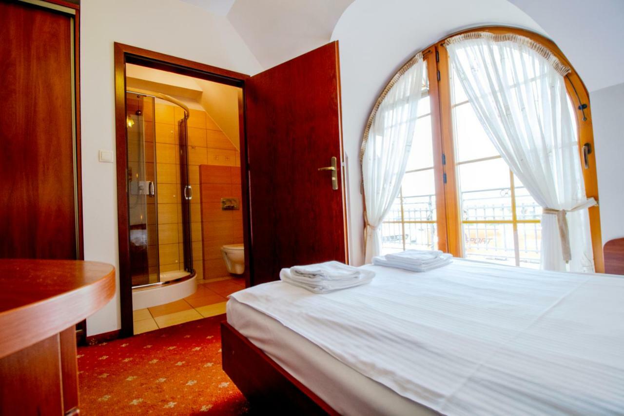 Hotel Stary Mlyn Kozieglowy  Bagian luar foto